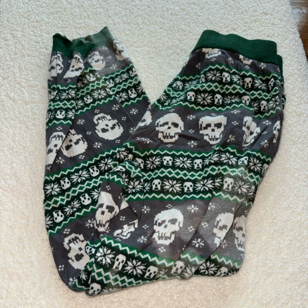 Kids Skull Pattern Pajama Bottoms - Green and Gray